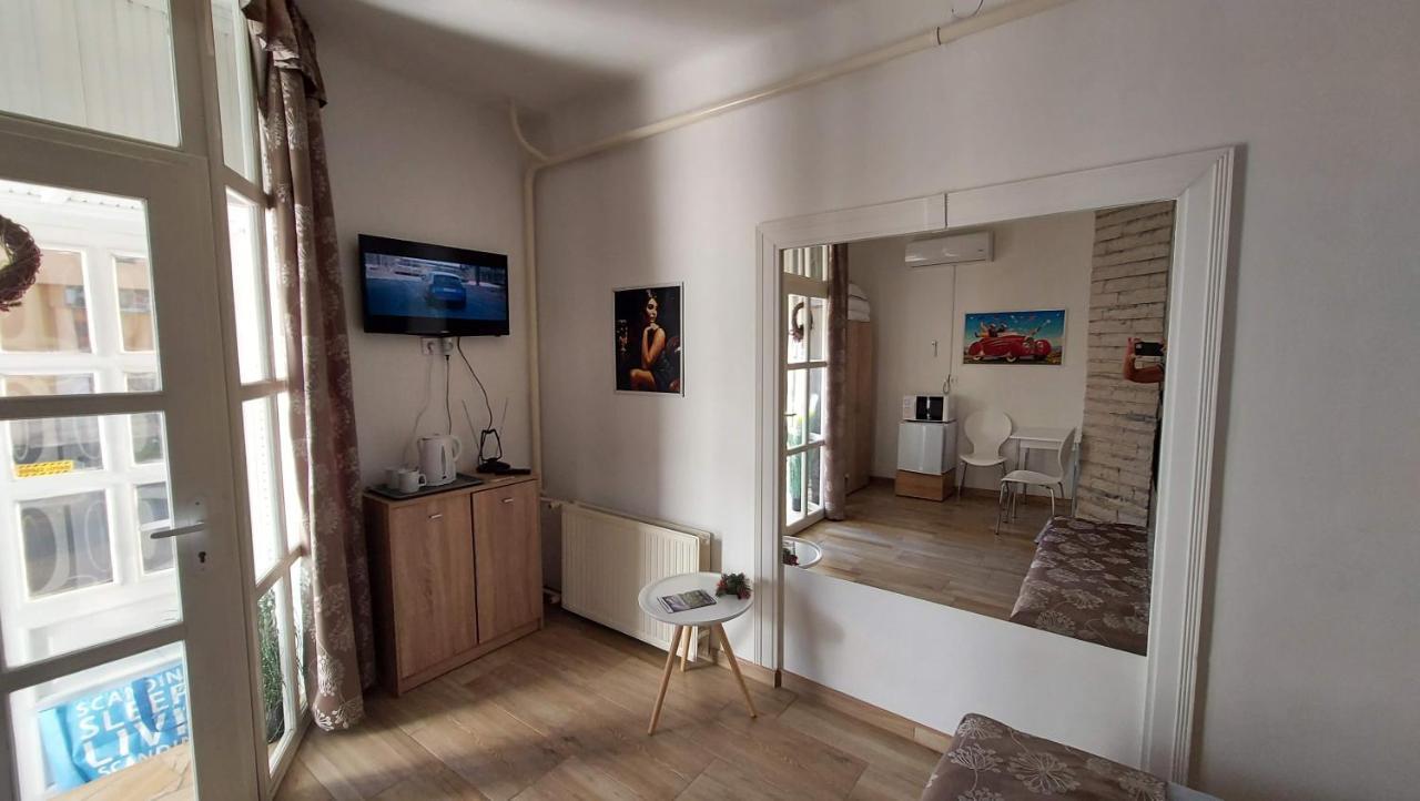 Mp Center Maganszallas Miskolc Extérieur photo