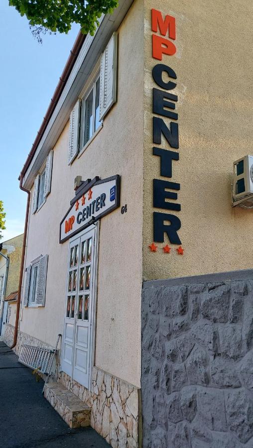 Mp Center Maganszallas Miskolc Extérieur photo